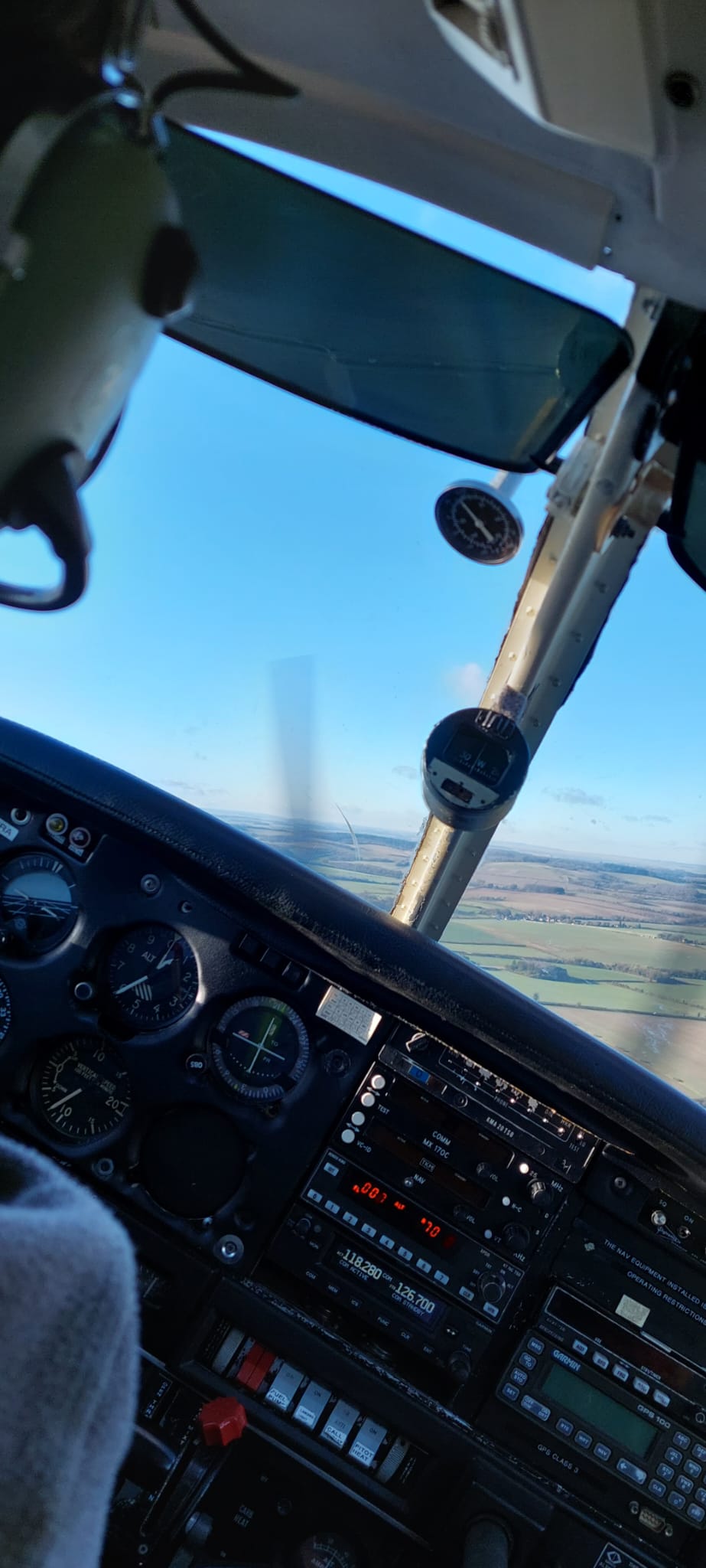 Flying lesson in a motor glider